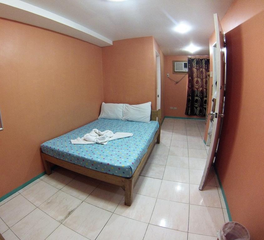 Lylie Hotel Cebu Exterior foto